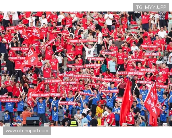 半岛足球官网：深度报道本赛季各大联赛精彩瞬间与赛场焦点